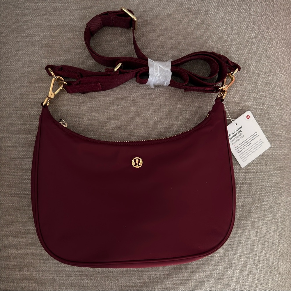 Lululemon City Essentials Small Shoulder Bag 3L NWT